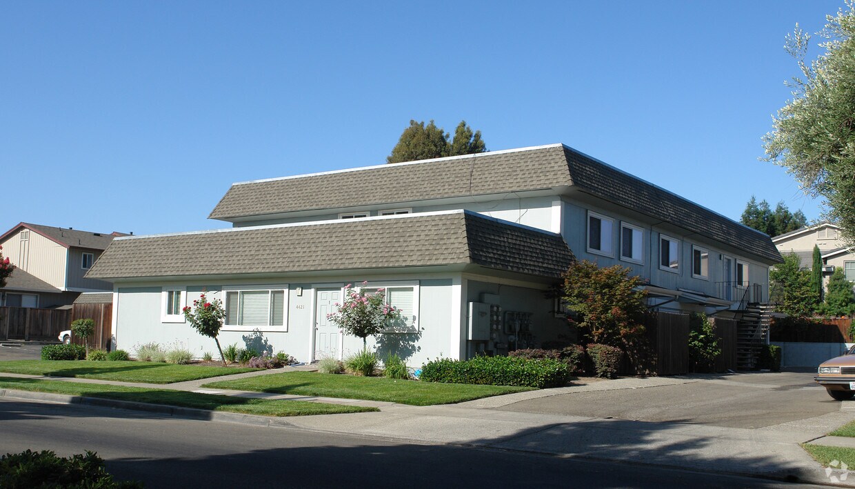 4421 Fairlands Dr, Pleasanton, CA 94588 Apartments in Pleasanton, CA
