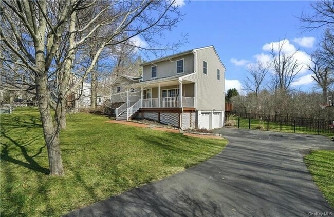 Building Photo - 22 Amy Rd