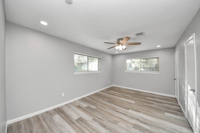 Foto del edificio - 7922 Sheree St