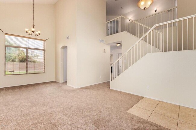 Foto del edificio - COMING SOON!! Lovely 3 Bedroom / 3 Bath  South Chandler Area Home!