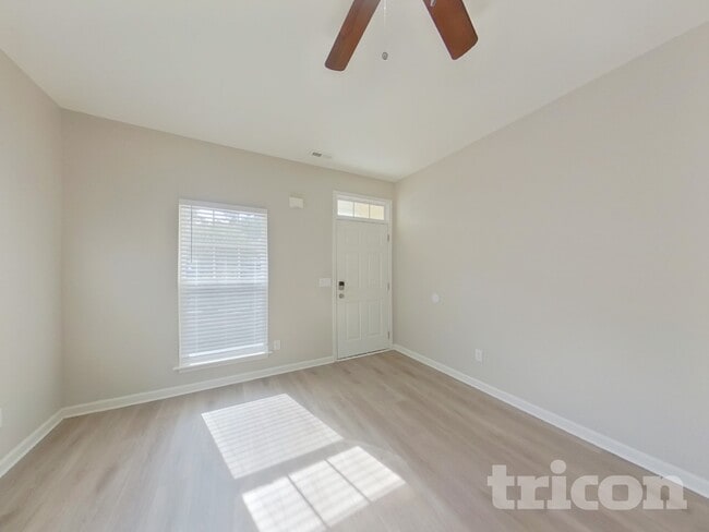 Building Photo - 138 Stanley Ct