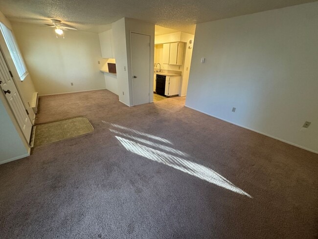 Foto del edificio - (858) FoxFire - 2 Bedroom / 1 Bathroom