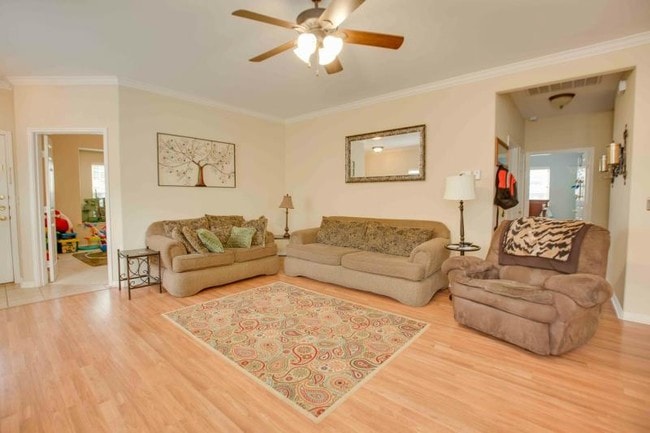 Building Photo - 7534 Angelwing Dr