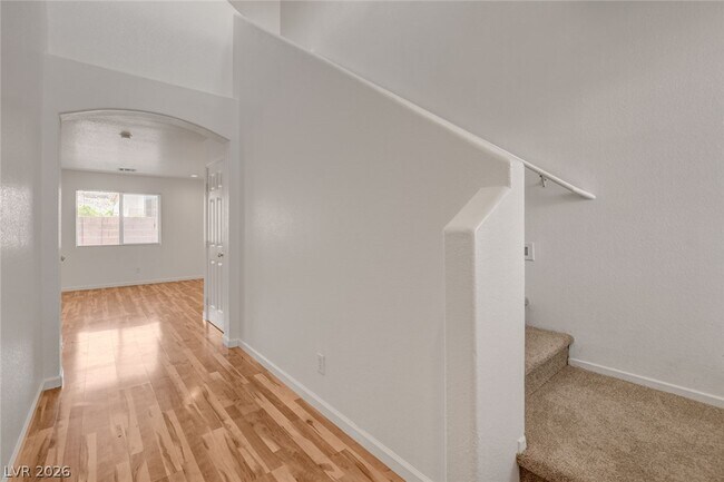 Building Photo - 7443 Ademar St
