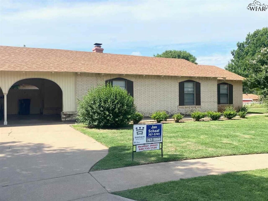 4608 Ct De Casita Unit 1, Wichita Falls, TX 76310 Condo for Rent in