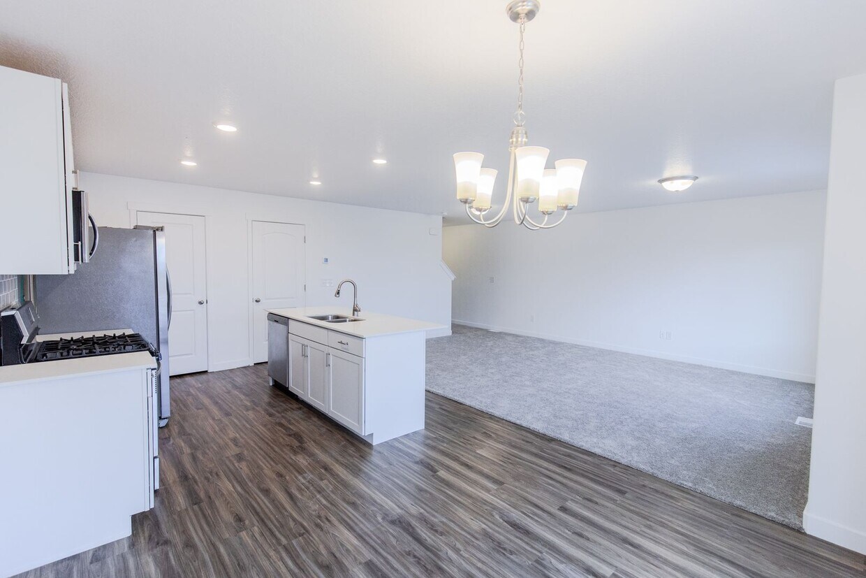 Foto principal - 3569 Grassland Dr