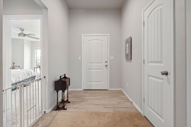Foto del edificio - Beautiful 3 bed 2 bath