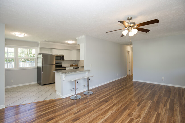 Kitchen & Living room - 292 Archie Rd