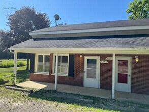 Building Photo - 46465 Willis Rd
