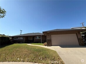 Building Photo - 4561 Mimosa Dr