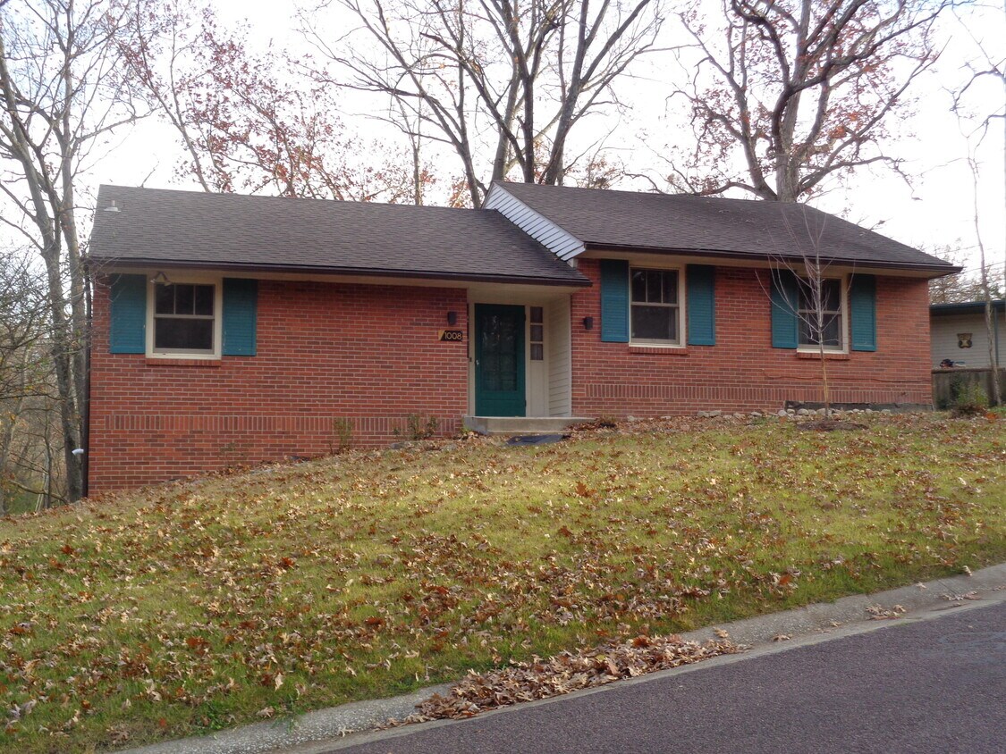 Primary Photo - 1008 S Glenwood Ave