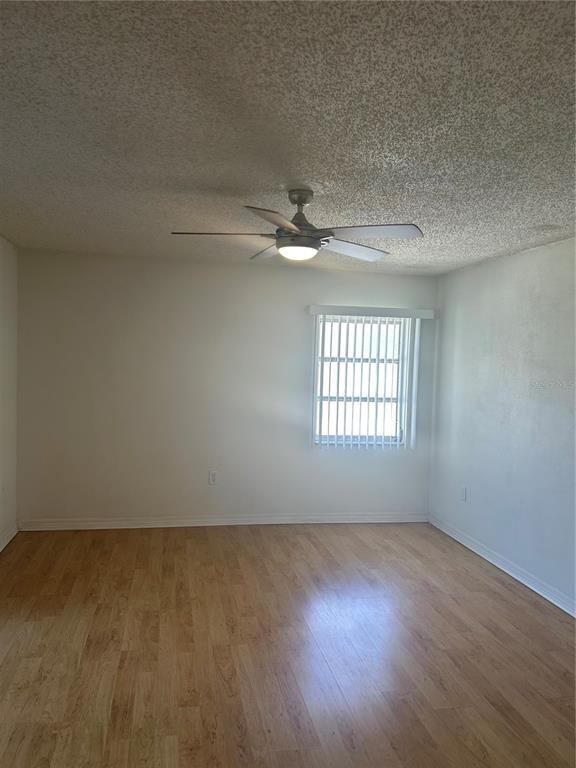 Foto del edificio - 383 S McMullen Booth Rd