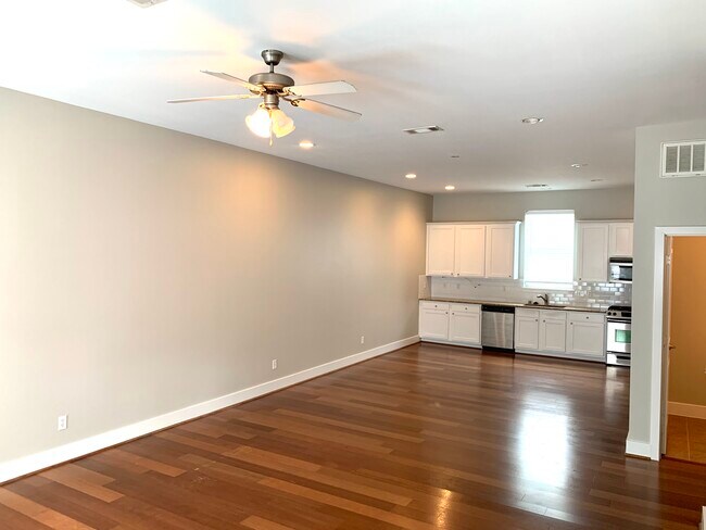 Foto del edificio - 1604 Tribeca Way