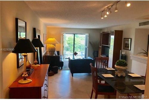 Building Photo - 2939 Indian Creek Dr