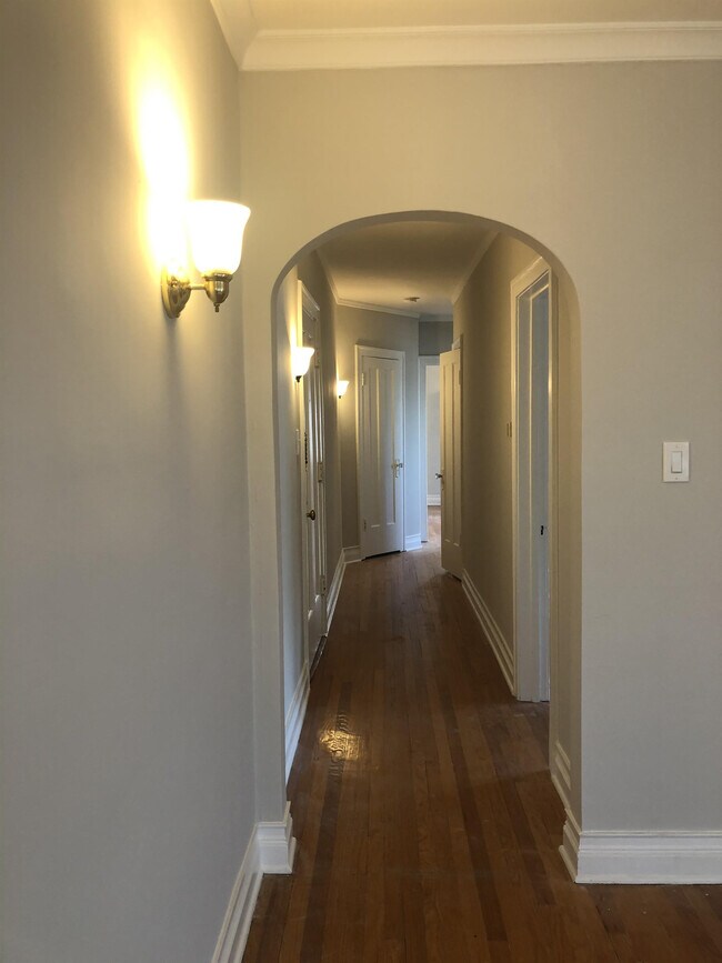 Foto del edificio - 3245 Wisconsin Ave