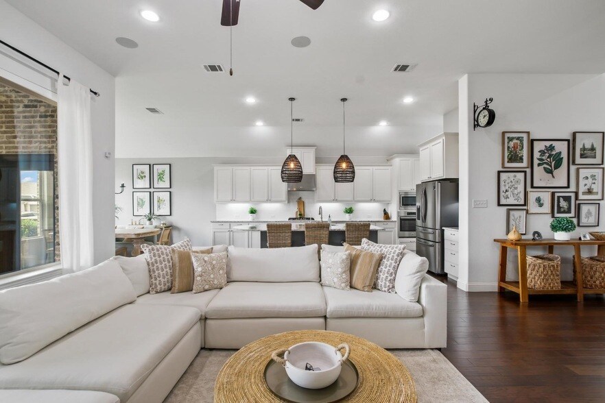 Photo - 4301 Overbrook Drive Unit