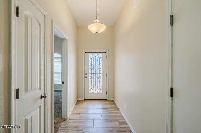 Foto del edificio - 1040 Indigo Sky St