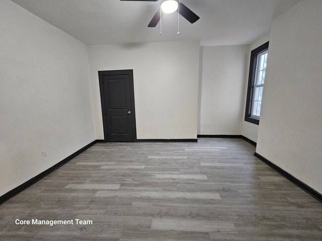Foto del edificio - Newly updates 3 bedroom 1 bath apartment f...