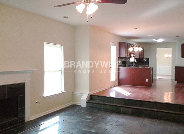 Foto del edificio - 6290 Shell Dr SW
