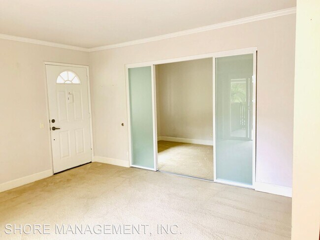Building Photo - 1 br, 1 bath House - 8521 VILLA LA JOLLA #F