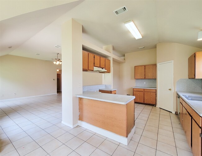 Building Photo - 22918 Pine Mist Ln