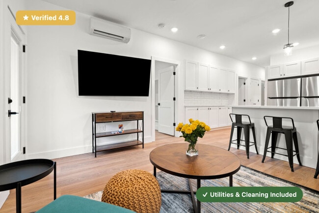 Building Photo - Furnished Bedroom with Private Bath in Jamaica Plain