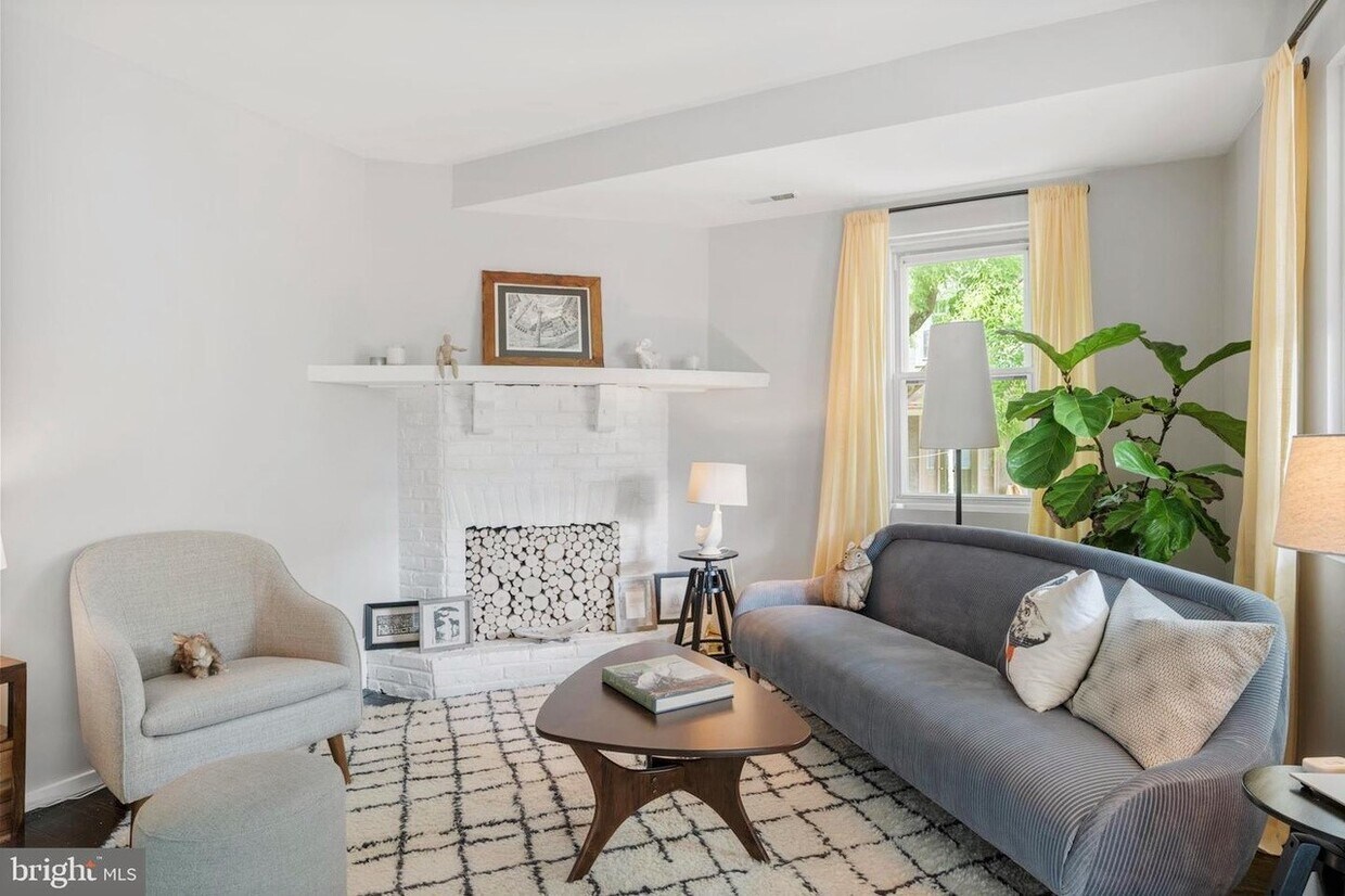 Foto principal - 539 Carpenter Ln