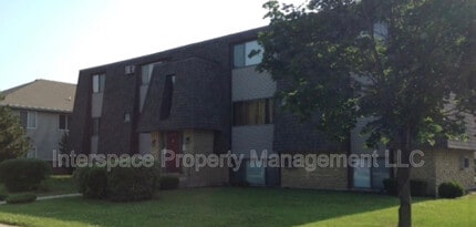 Building Photo - 1500 Pioneer Rd