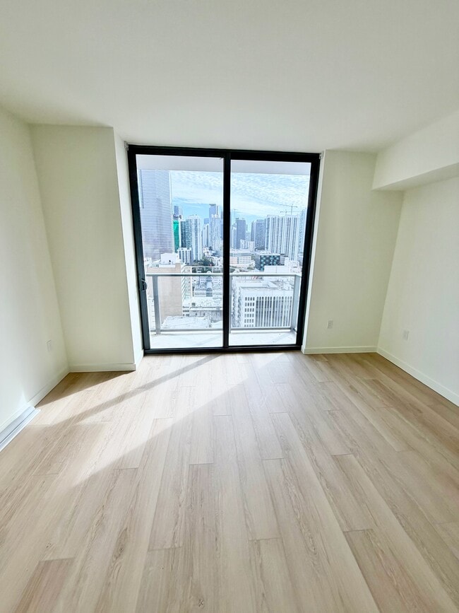 Foto del edificio - 141 NE 2nd St