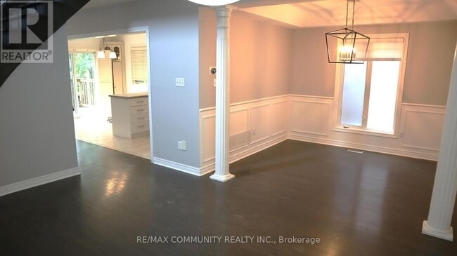Building Photo - 66 Coolspring Cres