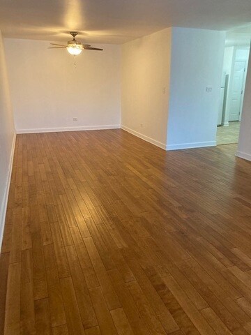 Foto del edificio - 2423 N Kennicott Dr
