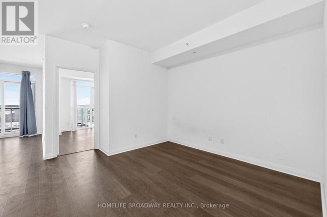 Building Photo - 55 Oneida Crescent