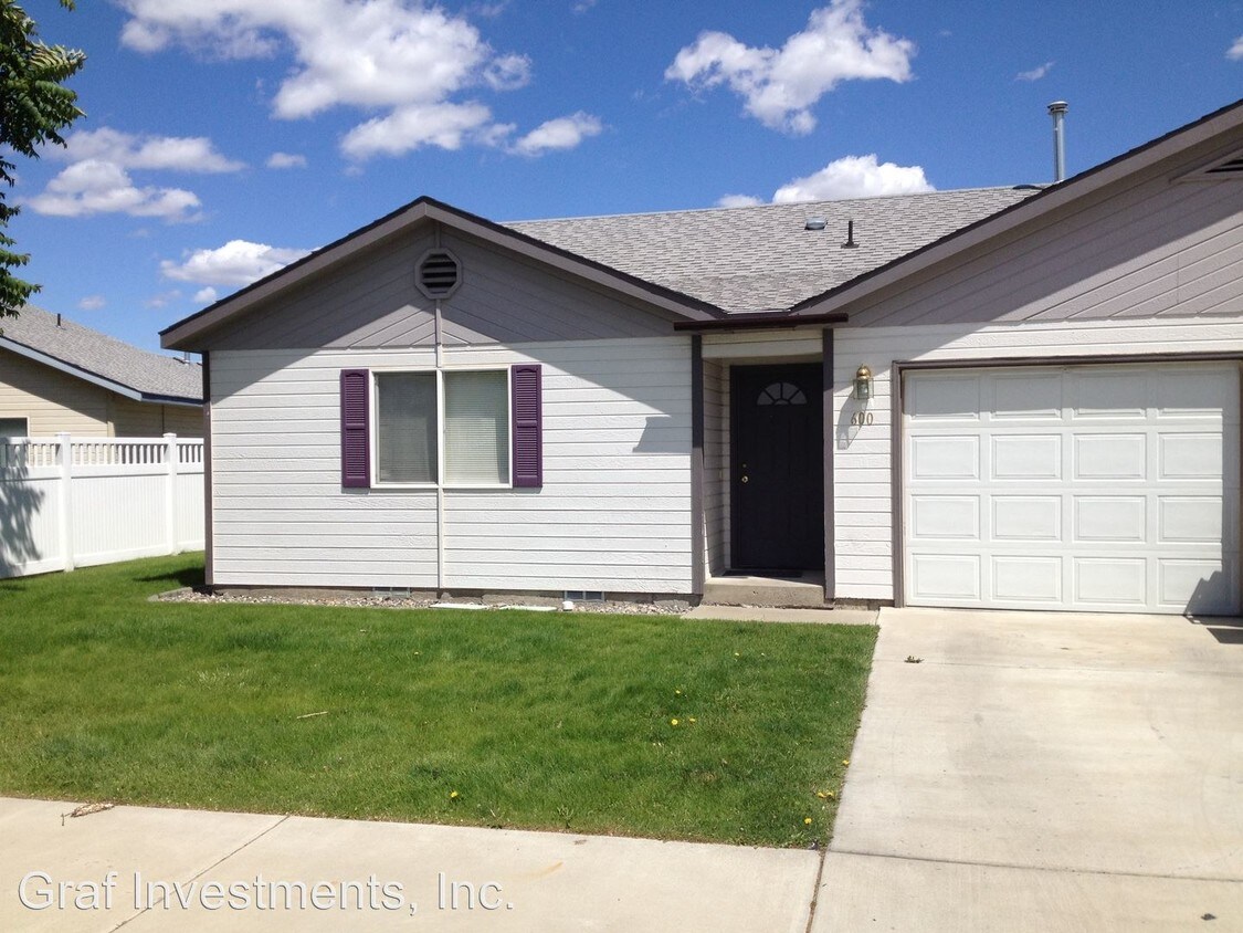 Foto principal - 600 Cherry Ln