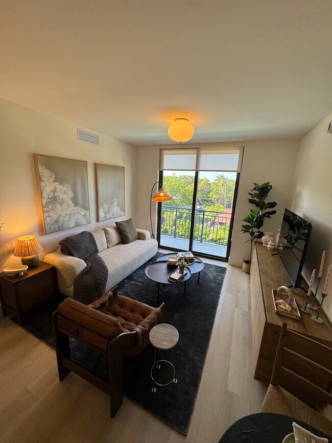 Foto del edificio - 2545 NE 183rd St