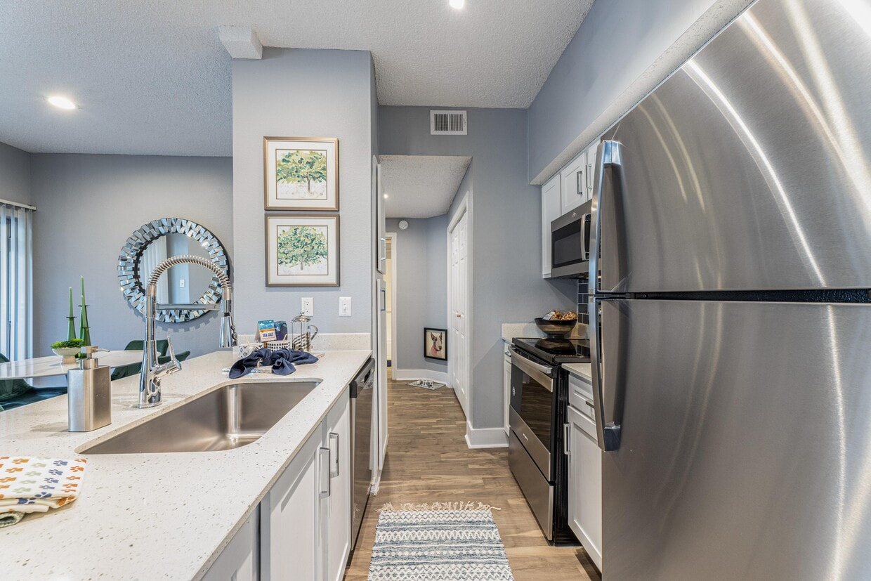 The Bradford on the Park Apartments 2300 Central Park Blvd Bedford, TX