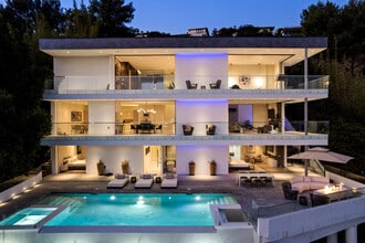Building Photo - 7080 Mulholland Dr