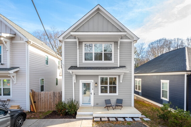 Photo - 303 Spruce St House