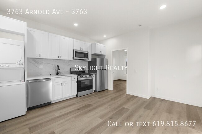 Foto del edificio - 3763 Arnold Ave