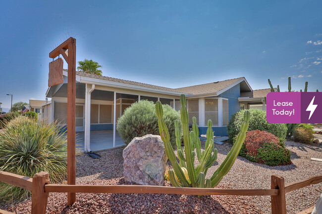 Building Photo - 8840 E Sunland Ave