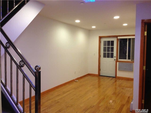 Building Photo - 65-44 Woodside Ave