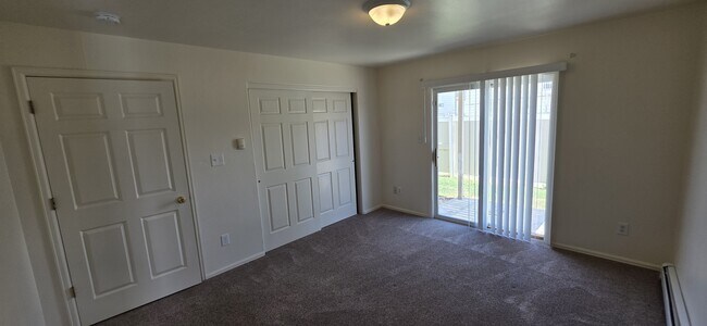 Foto del edificio - 488 Coronado Ct