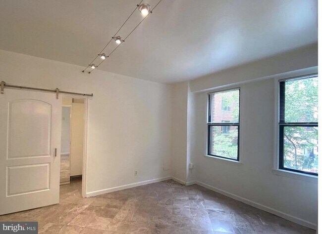 Foto del edificio - 2515 K St NW