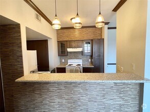 Building Photo - 14550 Fonmeadow Dr