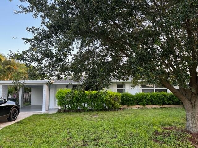 Foto principal - 275 NE 28th Terrace