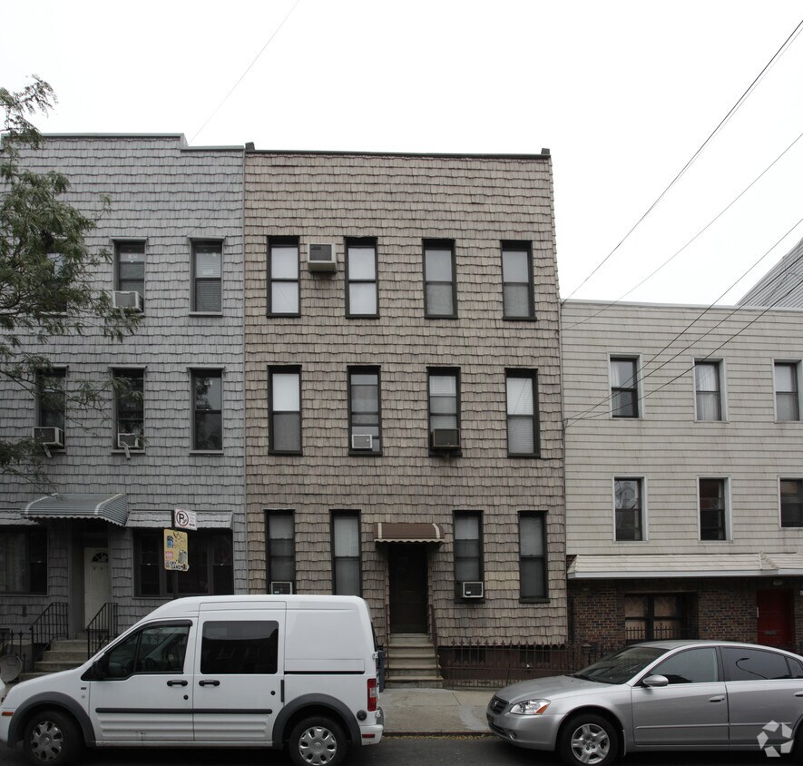 Foto del edificio - 409 Humboldt St