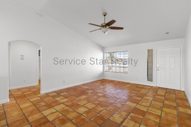 Building Photo - 6312 E Preston St