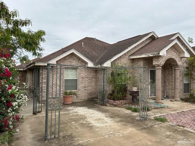 Building Photo - 2761 Mustang St