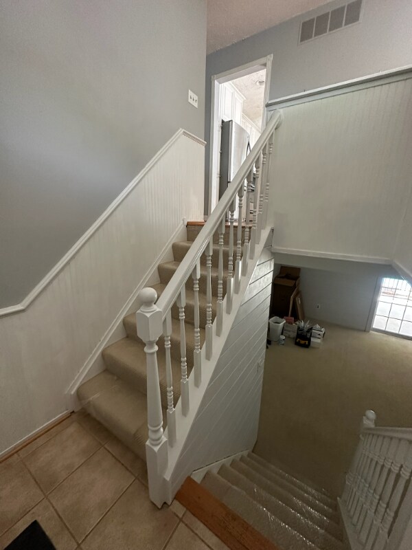 Building Photo - 253 Overleaf Dr