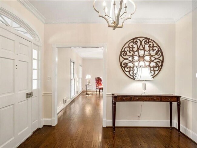 Foto del edificio - 755 River Gate Dr