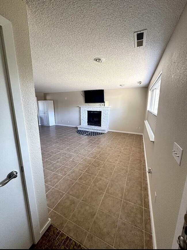 Building Photo - Single Family House in Kennewick!